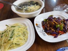 -缘来聚·徽菜名店(黄山宏村店)