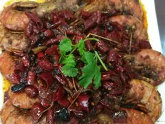 -扒虾小妹儿麻辣海鲜(宏图街店)