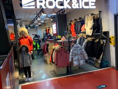 -法雅体育工厂店(皂君庙路店)