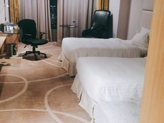 -上海虹桥西郊假日酒店