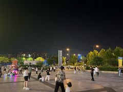 -港澳广场购物中心