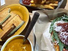 -HELLO 27 意面·沙拉·帕尼尼