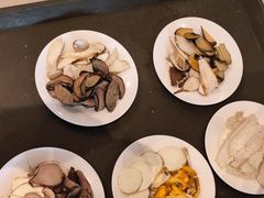 -天宜隆蘑菇宴火锅(石景山旗舰店)