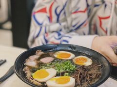 黑蒜油豚骨拉面-八盛屋·沾面(集美万达店)