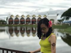 -巨鹰广场