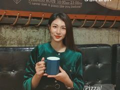 -I HOLIC艾豪丽披萨(KKone店)