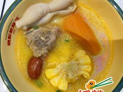 -晓彭肥肠鸡·泡椒鸡火锅(水木天地店)