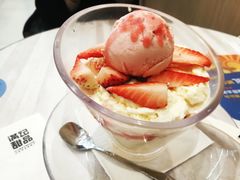 草莓单球-满记甜品(静安大悦城店)