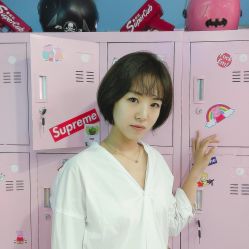 -变画·发型STUDIO