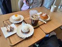 -VERIE BAKEHOUSE