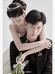 -至臻微拉婚纱摄影