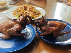 招牌妙龄鸽-煲煲掂风味煲仔饭餐厅(西区店)