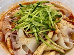 -汗腾格里·风味餐厅(新疆驻京办店)