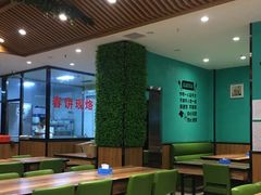 大堂-合合春饼·酱骨·东北菜(潘家园店)