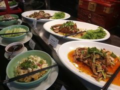 -岷山饭店-芝芝自助餐厅