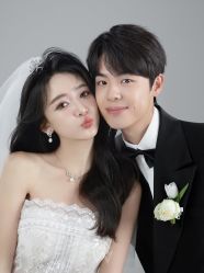 -巴黎时尚婚纱摄影(南汇店)