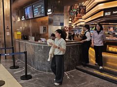 -钱小奴海鲜自助黑金店(杭州滨江龙湖店)