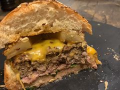 -HIGH FIVE哈福手工汉堡(桂林路店)