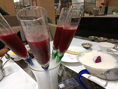 -红鼎豆捞·非遗鲍皇汤火锅(宝丰路店)