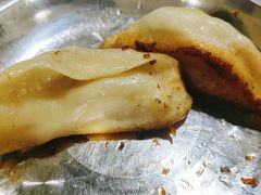 -黄阿姨锅贴大王(万航渡路店)