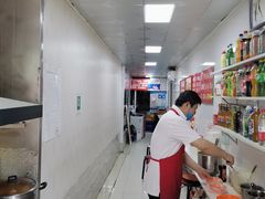 -二七友名焖子铺