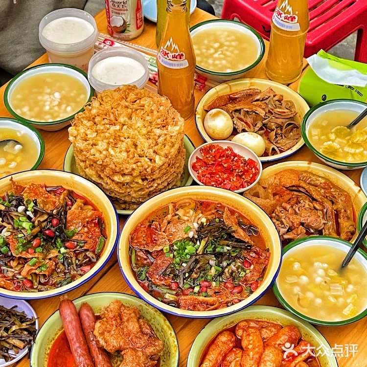 关于我在西安坐车一小时也要去吃的首家糖水和柳州螺蛳粉 