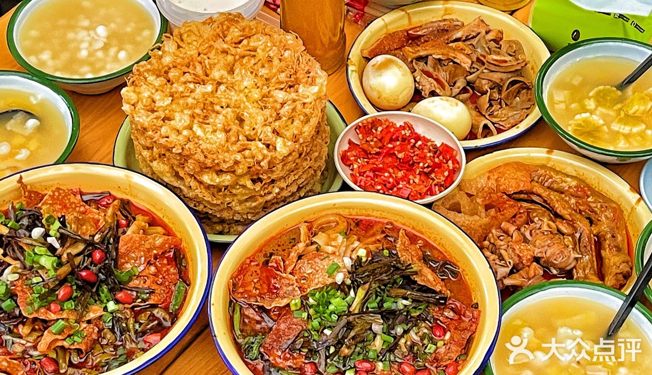 关于我在西安坐车一小时也要去吃的首家糖水和柳州螺蛳粉 