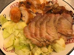 叉烧烧肉双拼饭-吾家香港烧腊专门店