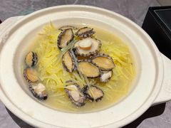 鲍鱼烩土豆丝-吕氏焗小鲜•海鲜青岛菜(八大关店)