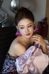 -LOVINA洛维娜婚纱礼服