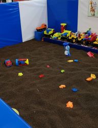 -开心哈乐亲子乐园(东森时尚百货店)