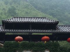 -藏龙百瀑风景区