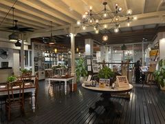 -DiAtas by Art Cafe Bumbu Bali