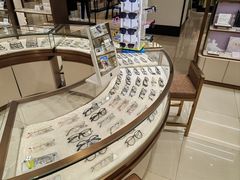 -宝岛眼镜(群光广场店)