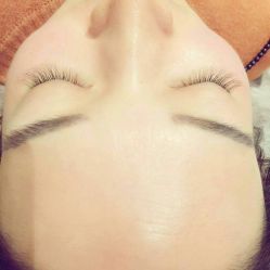 -悦指间美甲美睫