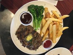 -WOLFGANG PUCK KITCHEN & BAR(迪士尼小镇店)
