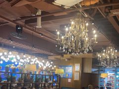 -领鲜活海鲜榴莲自助火锅(东门店)