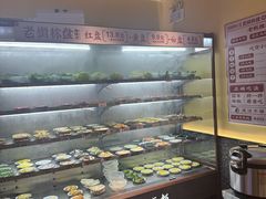 -老街称盘麻辣烫(东方新天地店)