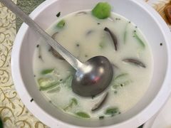 -鹏城人家海鲜酒家·23年老字号(较场尾店)