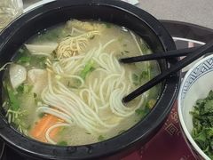 -妈妈故事米线(市府恒隆店)
