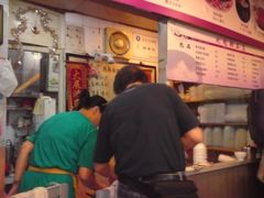 老板的背影-玫瑰甜品(文明路店)