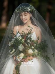 -纪梵希旅拍婚纱摄影(大连总店)