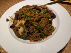-喝丢一只鞋海鲜烧烤·海肠捞饭(东关街店)