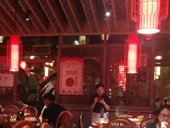 大堂-野山舂·贵州现舂酸汤火锅(鸿通城店)