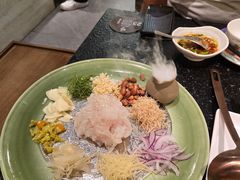 -得意咚瓜·顺德鱼生·冬瓜火锅(深圳首店)