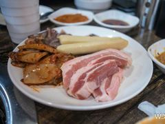 -33韩式自助烧烤(环城南路店)