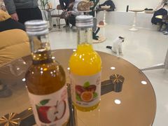 -共舞时光猫咖·狗咖(新街口店)