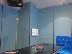 -唯爱KTV聚会餐厅(仙林东城汇店)