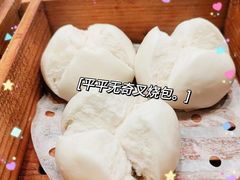 蜜汁叉烧包-日日鲜茶餐厅(小公园店)