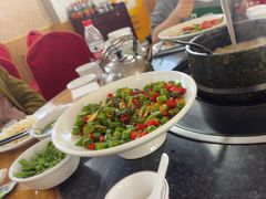 -南渝食府.墨脱石锅松茸鸡